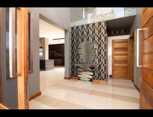 3 BEDROOM HOUSE FOR SALE IN DESAINAGAR